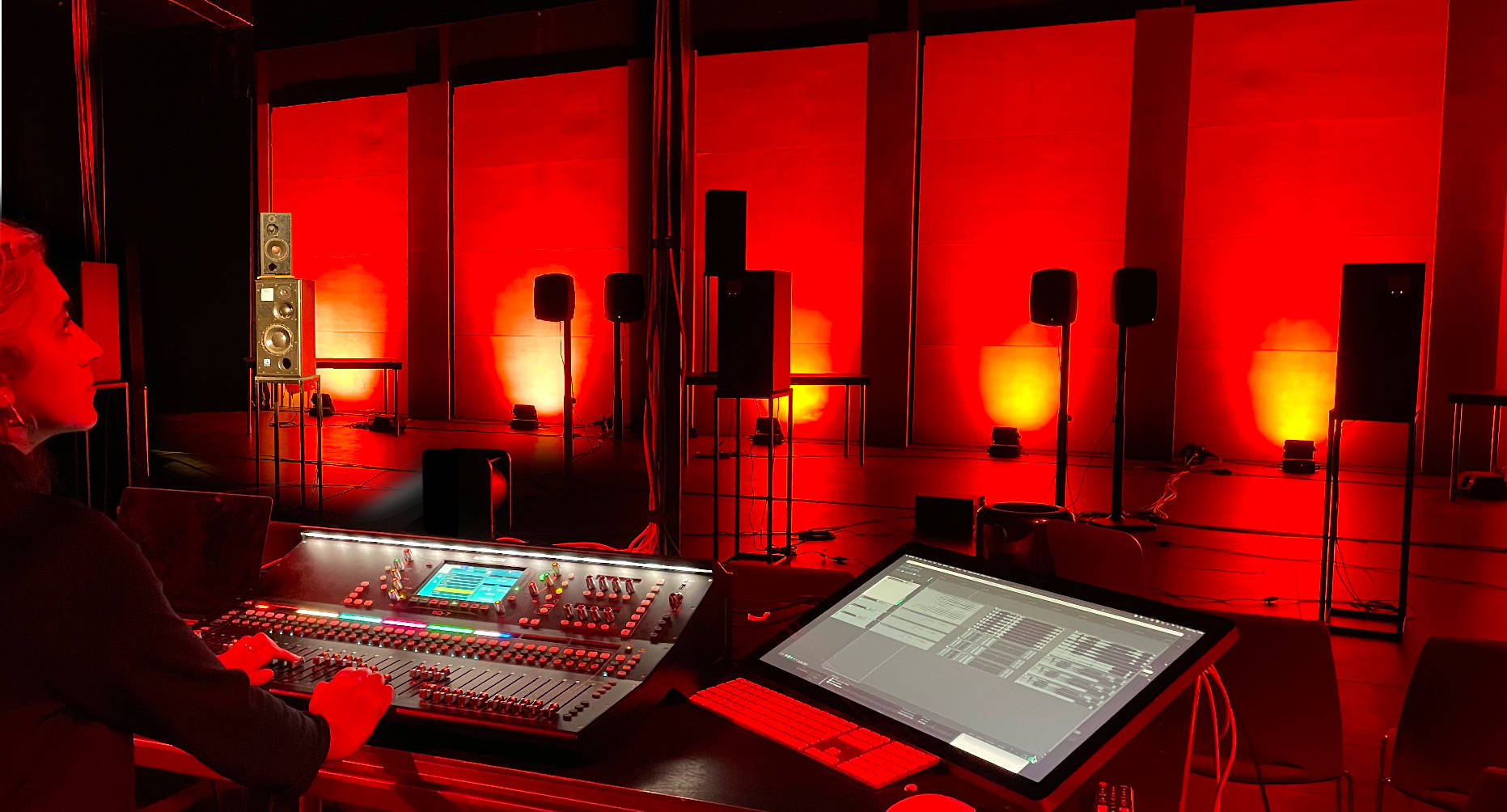 Guest Composer Annie Mahtani rehearses with Electroacoustic Wales